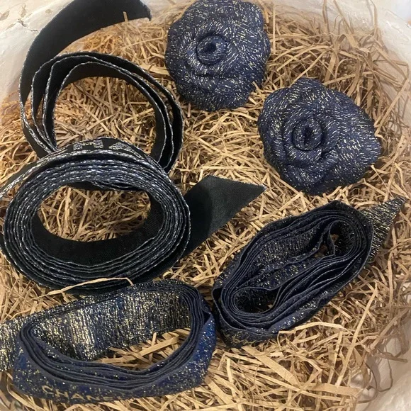 Authentic Chanel Ribbons and Camellia Flowers Bundle of 6 - Picture 9 of 15
